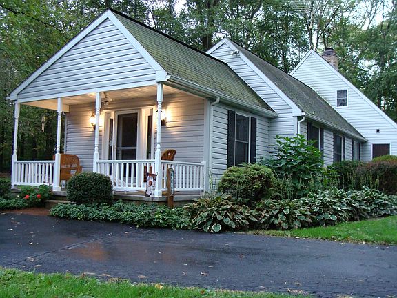 In-Law Suite Entrance