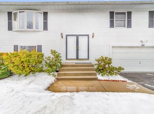 186 Jeffrey Rd, Springfield, MA 01119