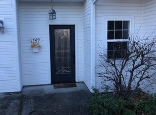 1749 Heritage Loop, Hood River, OR 97031