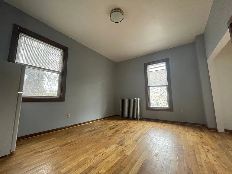 1604 E Kane Pl — Photo 3