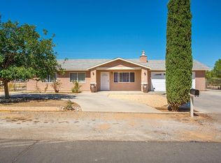 12442 Saratoga Rd, Apple Valley, CA 92308