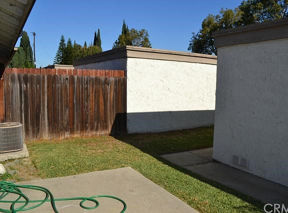 3rd image of 935 S Cedarwood Ln