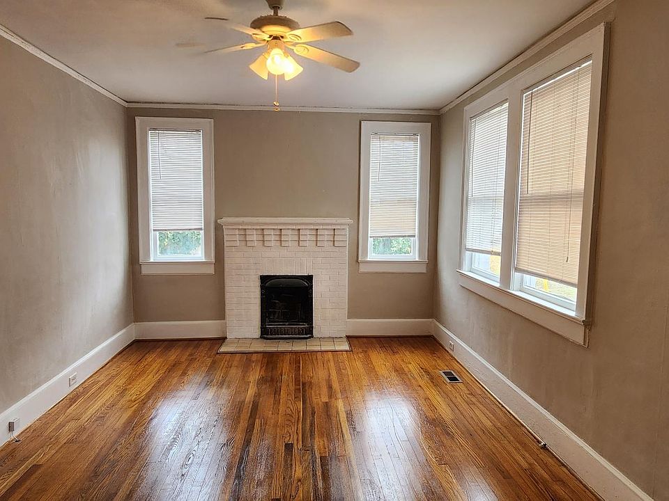 Entrance from Front Door - Living Room