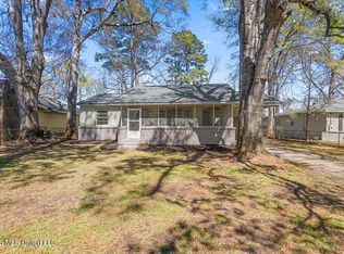 54 Bellwood Dr, Vicksburg, MS 39180