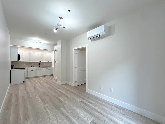 Rented by MADEHOME | media 12