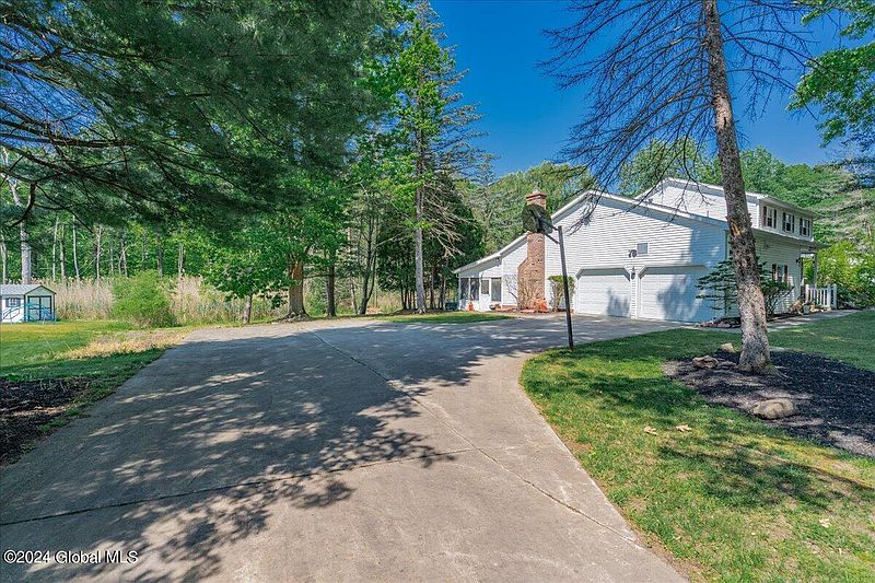 5th image of 62 Grissom Drive