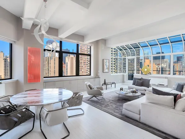 310 East 46th Street image 1 of 15