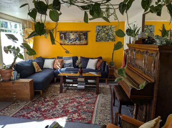 (undisclosed Address), Seattle, WA 98107