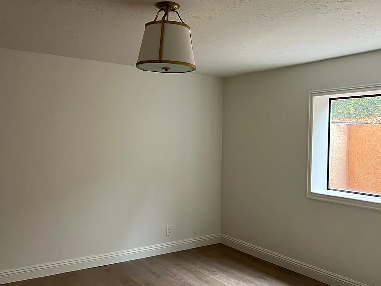 1054 Wesley Powell Dr #2 — Photo 7