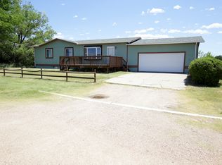 4711 Heather Ln, Kearney, NE 68845