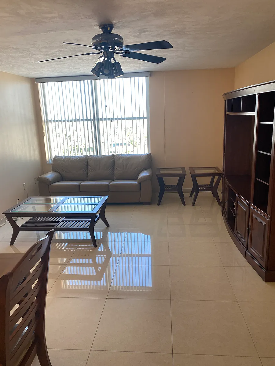 Building Photo - 2899 Collins Ave #1146