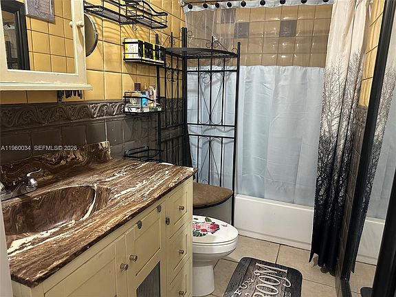 5th image of 212 Ballard Rd