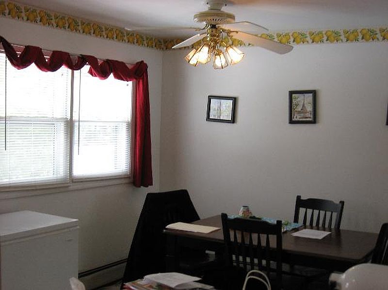 3rd image of 11 BARBER Drive