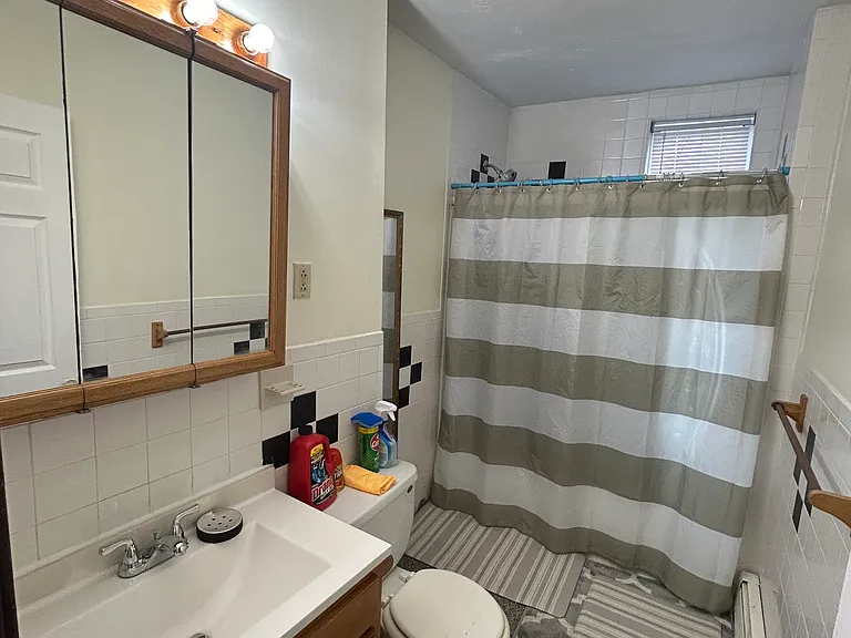 20 Sutton St #2 — Photo 2