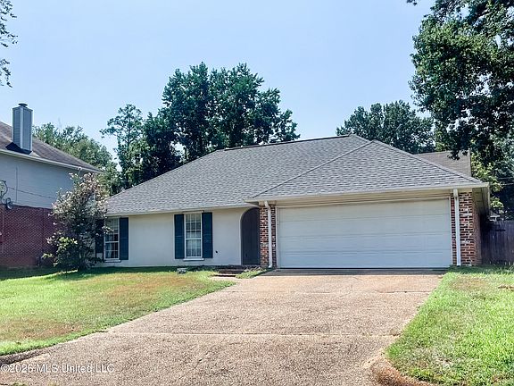 2nd image of 715 Dunleith Ln