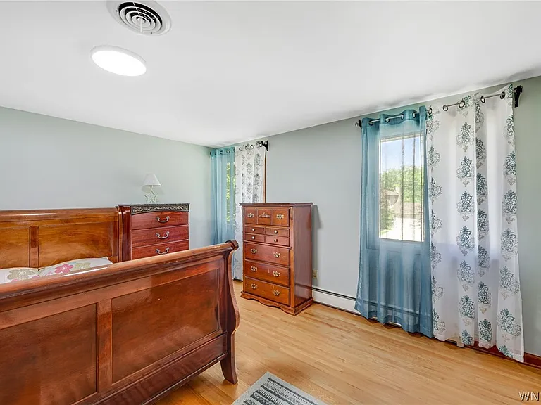 71 Chaumont Dr — Photo 32