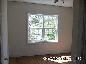 2nd image of 141 Main St