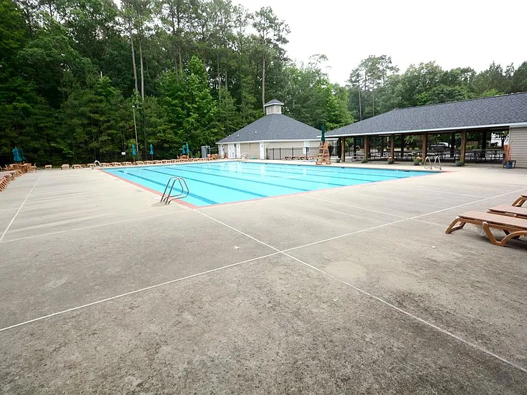 414 Sawyers Mill Xing — Photo 43