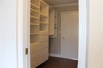 2 bed, 1050 sqft, $2,950 — Photo 3