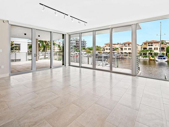5th image of 133 Isle Of Venice Drive #201