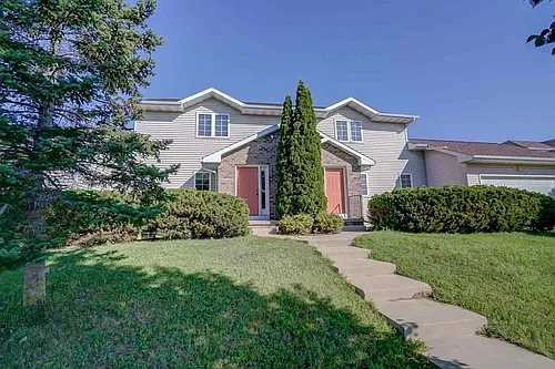 236 Harbour Town Dr Photo 1