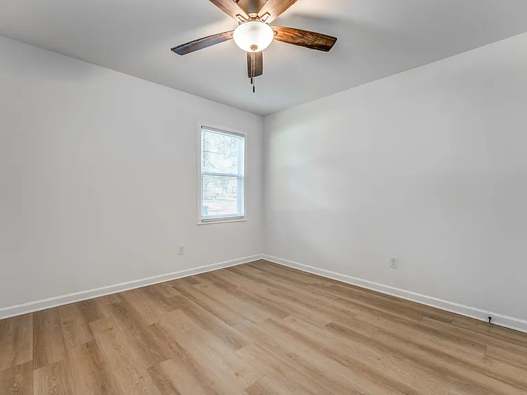 774 Frayser Dr — Photo 10