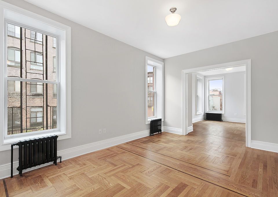 1st image of 389 7th Ave #1