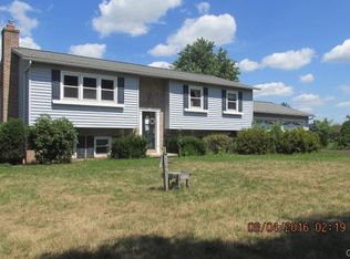 1109 Church Rd, East Greenville, PA 18041