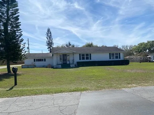 326 3rd St NE, Fort Meade, FL 33841