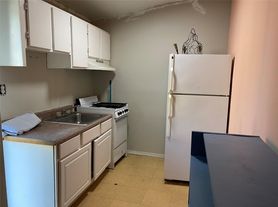 3620 Reveille Rd, Houston, TX