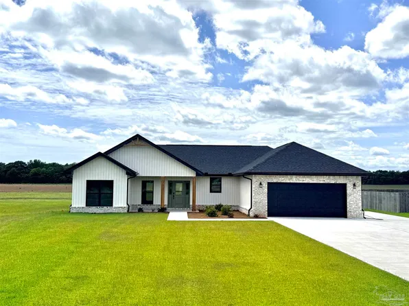 9295 Salter Rd, Pace, FL 32571