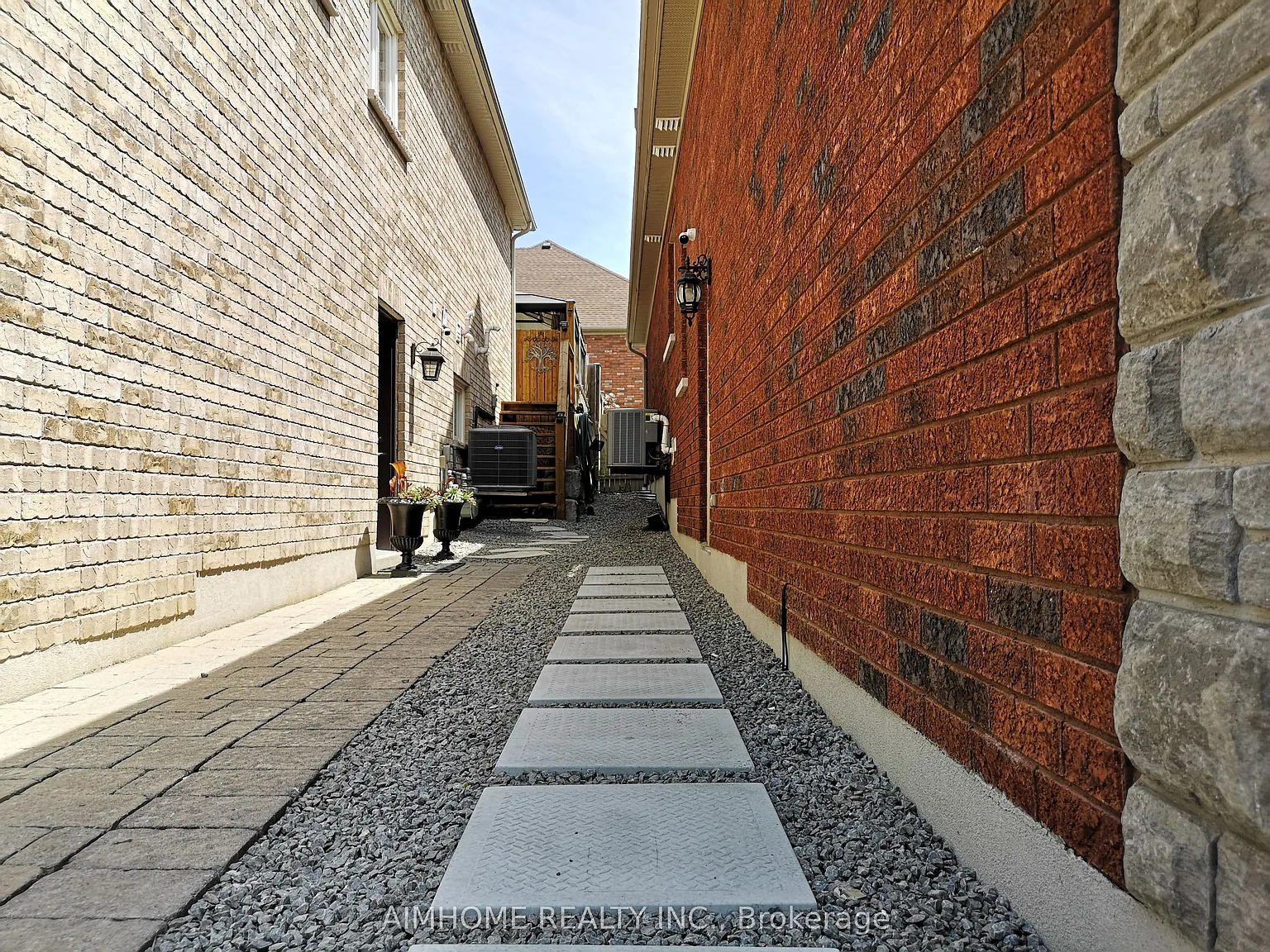 2 bed, $2,190 — Photo 2