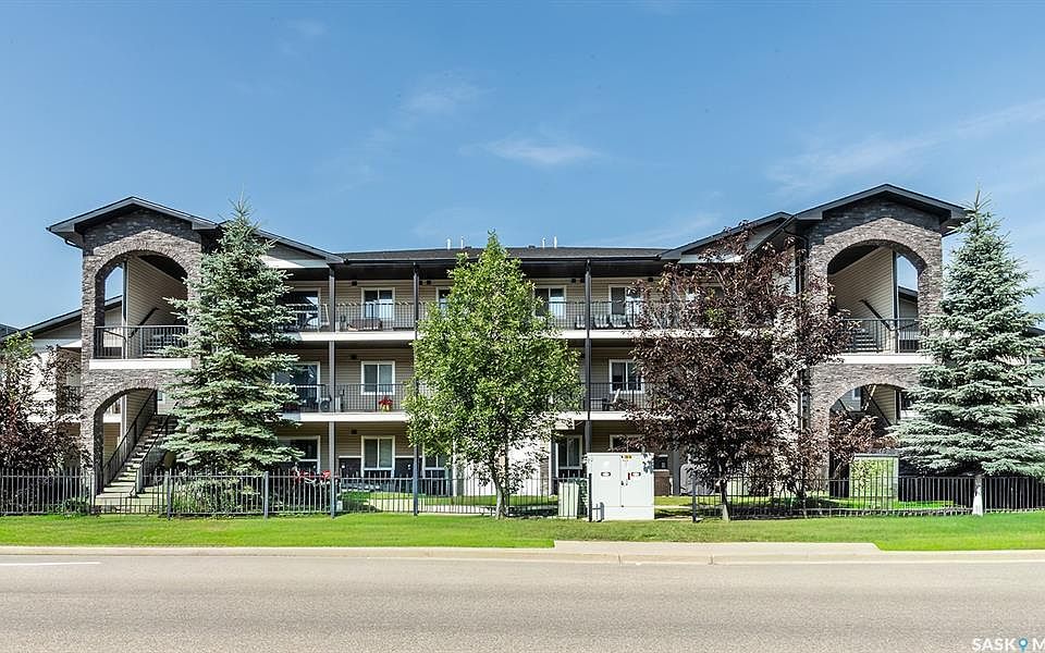 1st image of UNIT 118-125 Willis CRESCENT