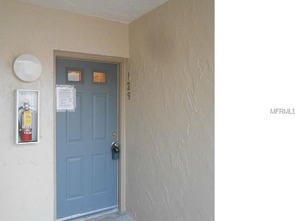 3rd image of 2121 Wood St #129