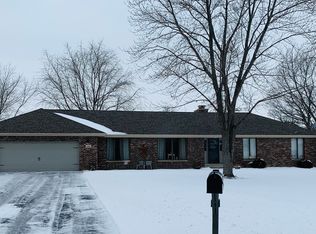 101 El Dorado Ct, Minooka, IL 60447