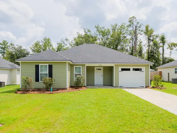 1759 Almond Tree Pl, Valdosta, GA 31602