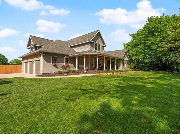 33 Harvest Ln, Ottawa, KS 66067