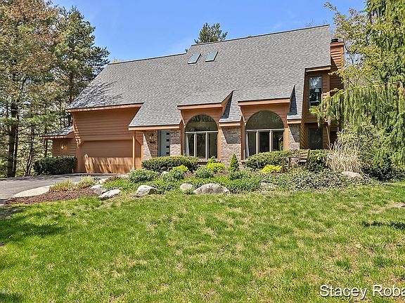 2nd image of 7685 Kenrob Dr SE