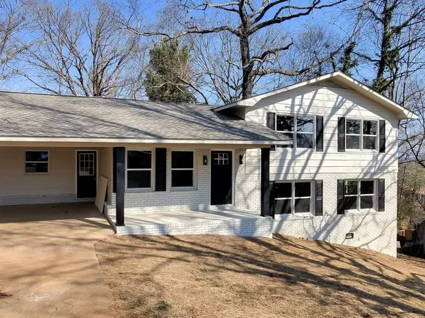 709 W 62nd St, Anniston, AL 36206