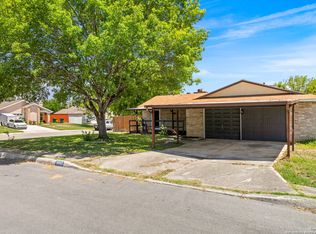 9840 Meadow Hl, Converse, TX 78109