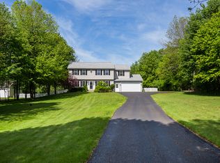 10 Sabin St, Belchertown, MA 01007