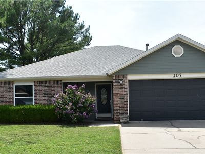 107 Rebecca Rd, Bentonville, AR, 72712