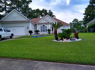 136 Summer Winds Dr, Savannah, GA 31410