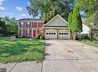 2111 Crossgate Dr, Crofton, MD 21114