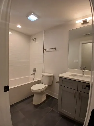 4608 S Indiana Ave #2 — Photo 6