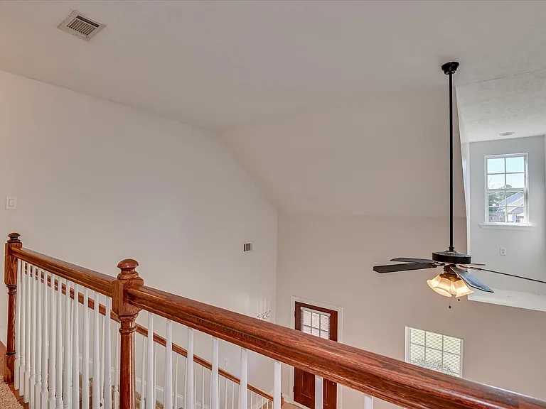 2928 Aylesbury Dr — Photo 26