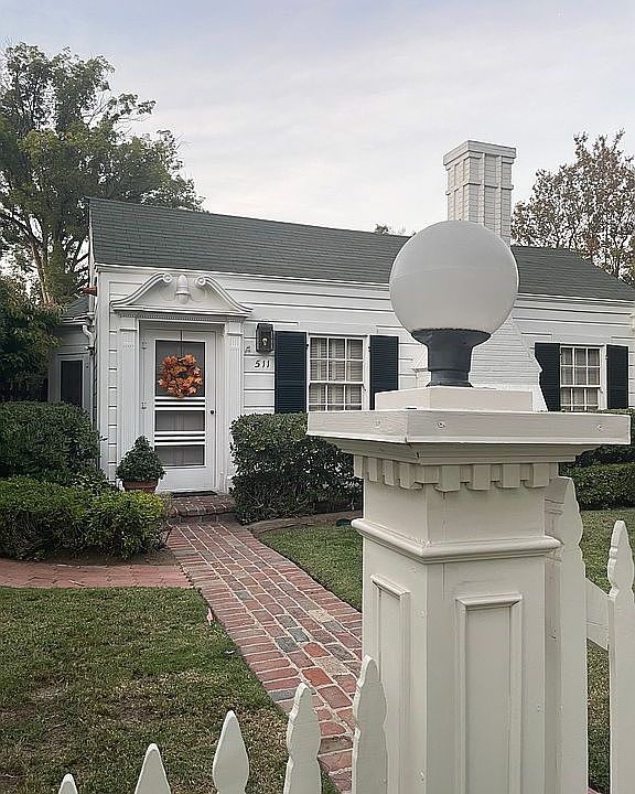 1st image of 404 E Princeton Ave