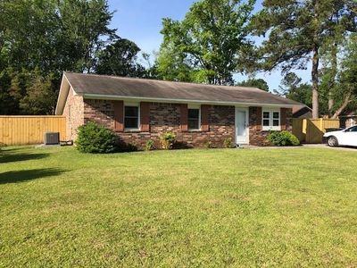 102 Fripp Ln, Summerville, SC, 29483