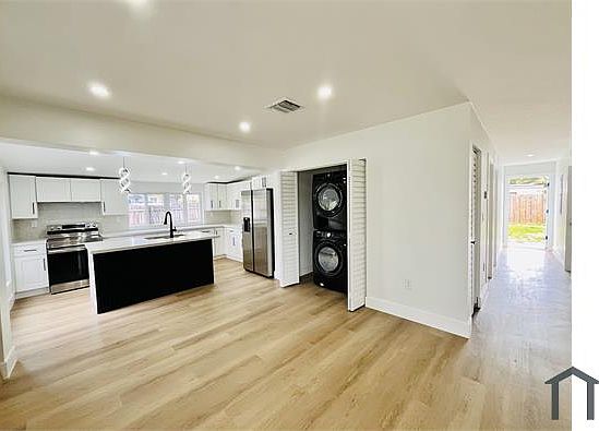 1st image of 1612 E River Dr #1