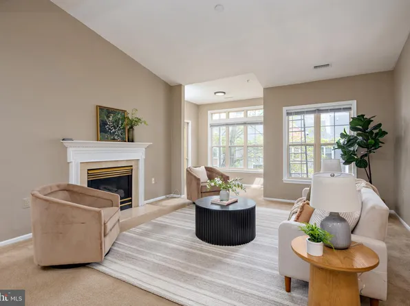 9421 Groffs Mill Dr Unit 9421, Owings Mills, MD 21117